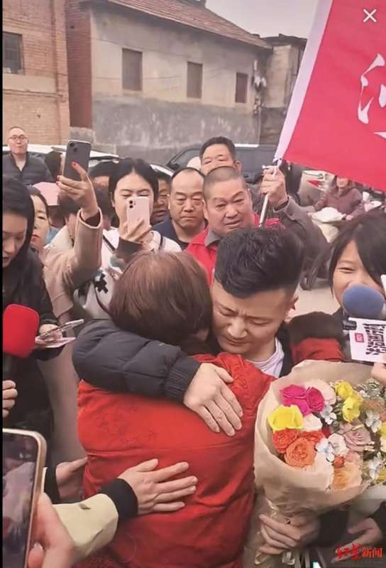  失散35年，杜军终于归来；姐姐半生自责，父亲遗憾永存。 情感心理