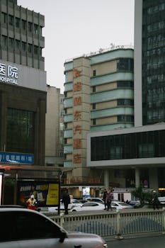  莎普爱思拟通过关联方收购扩充医疗版图；监管迅速介入追问交易细节；银发经济机遇下隐现多重考验。 股票财经 莎普爱思拟通过关联方收购扩充医疗版图；监管迅速介入追问交易细节；银发经济机遇下隐现多重考验。 股票财经