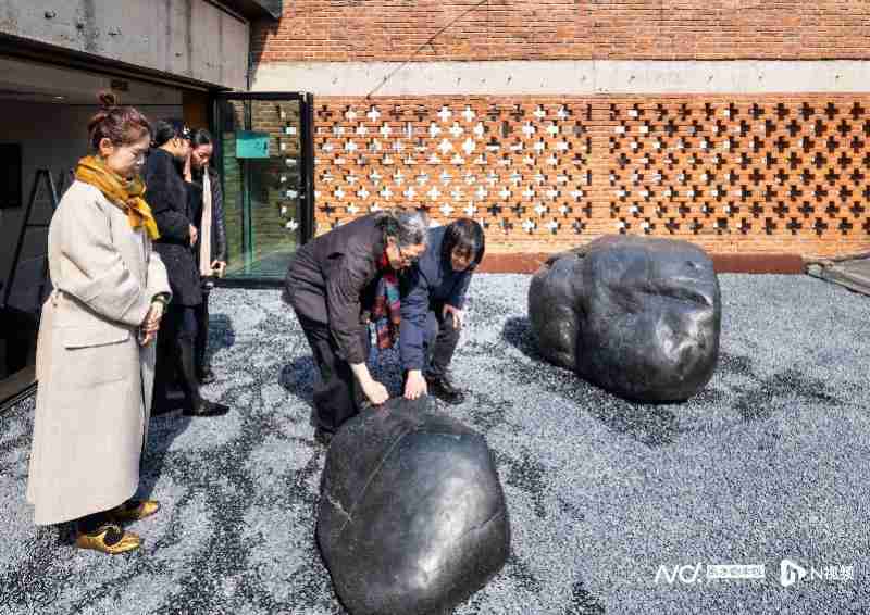  万千思绪的视觉重构：王绍强个展的艺术解码秘籍 文化旅游 万千思绪的视觉重构：王绍强个展的艺术解码秘籍 文化旅游