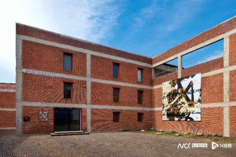  万千思绪的视觉重构：王绍强个展的艺术解码秘籍 文化旅游 万千思绪的视觉重构：王绍强个展的艺术解码秘籍 文化旅游