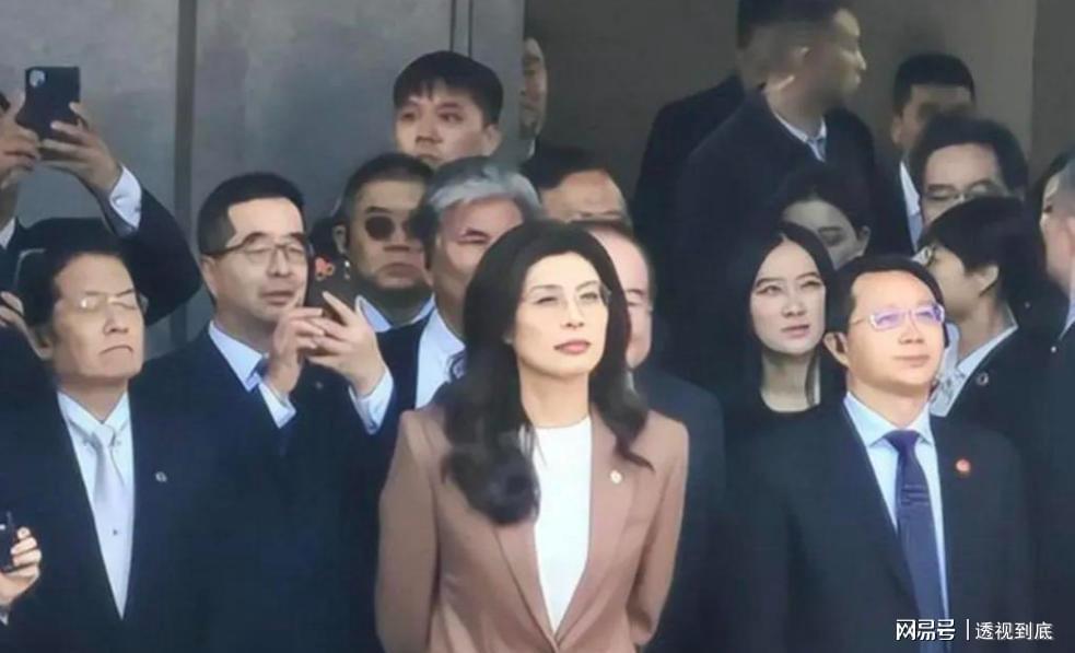  【深度复盘】政治立场转向的底层逻辑：为什么“对抗叙事”正在失效 新闻