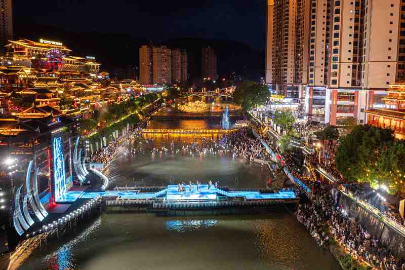  技术解码｜从“住建”到“住更”：一字之变背后的城市治理架构重构 房产家居